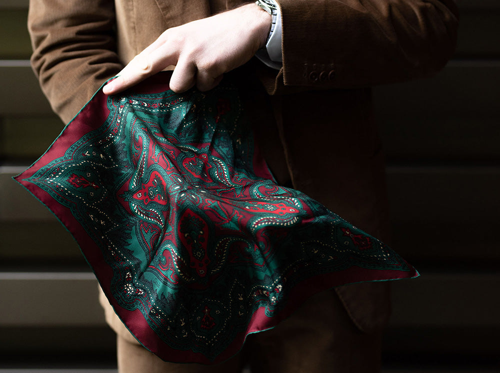 7 Reasons To Wear a Pocket Square