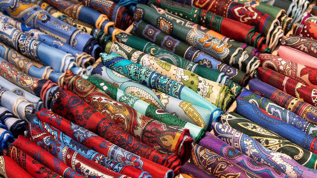 POCKET SQUARES