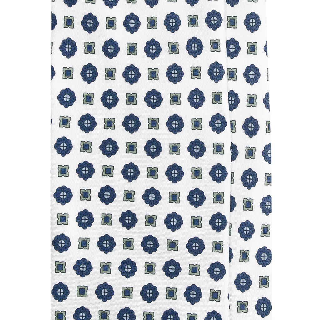 White Silk Tie with Navy Flowers Pattern Serà Fine Silk