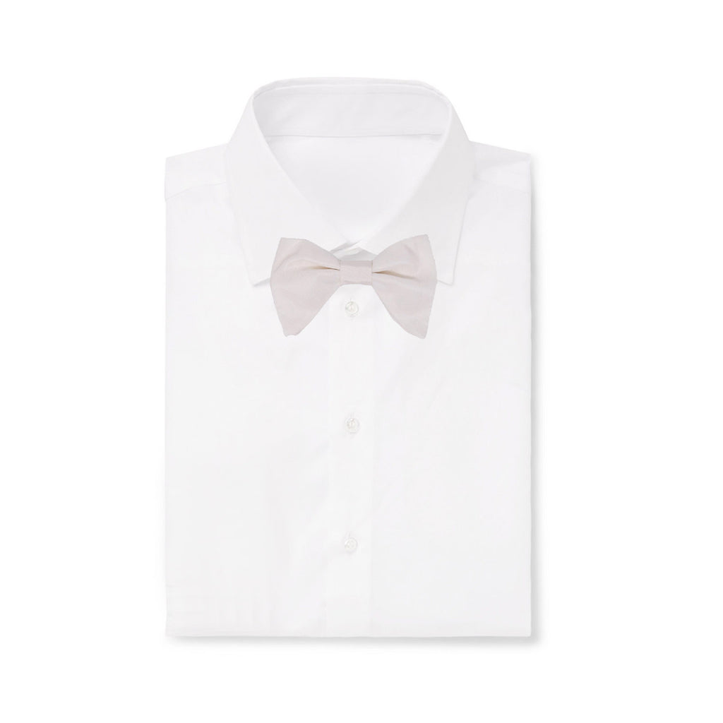 White Silk Textured Bow Tie Pre-Tied Butterfly Serà Fine Silk